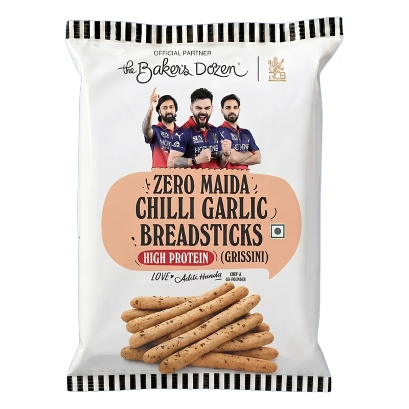 The Baker's Dozen Zero Maida Chilli Garlic Breadsticks